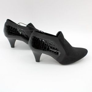 East 5th Quiney Heeled Booties Black Size 8.5 NWOB